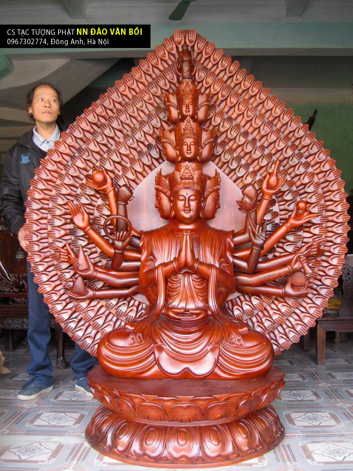 Tôn tượng Thiên thủ Thiên nhãn Bồ tát gỗ Hương, cao 1.89m